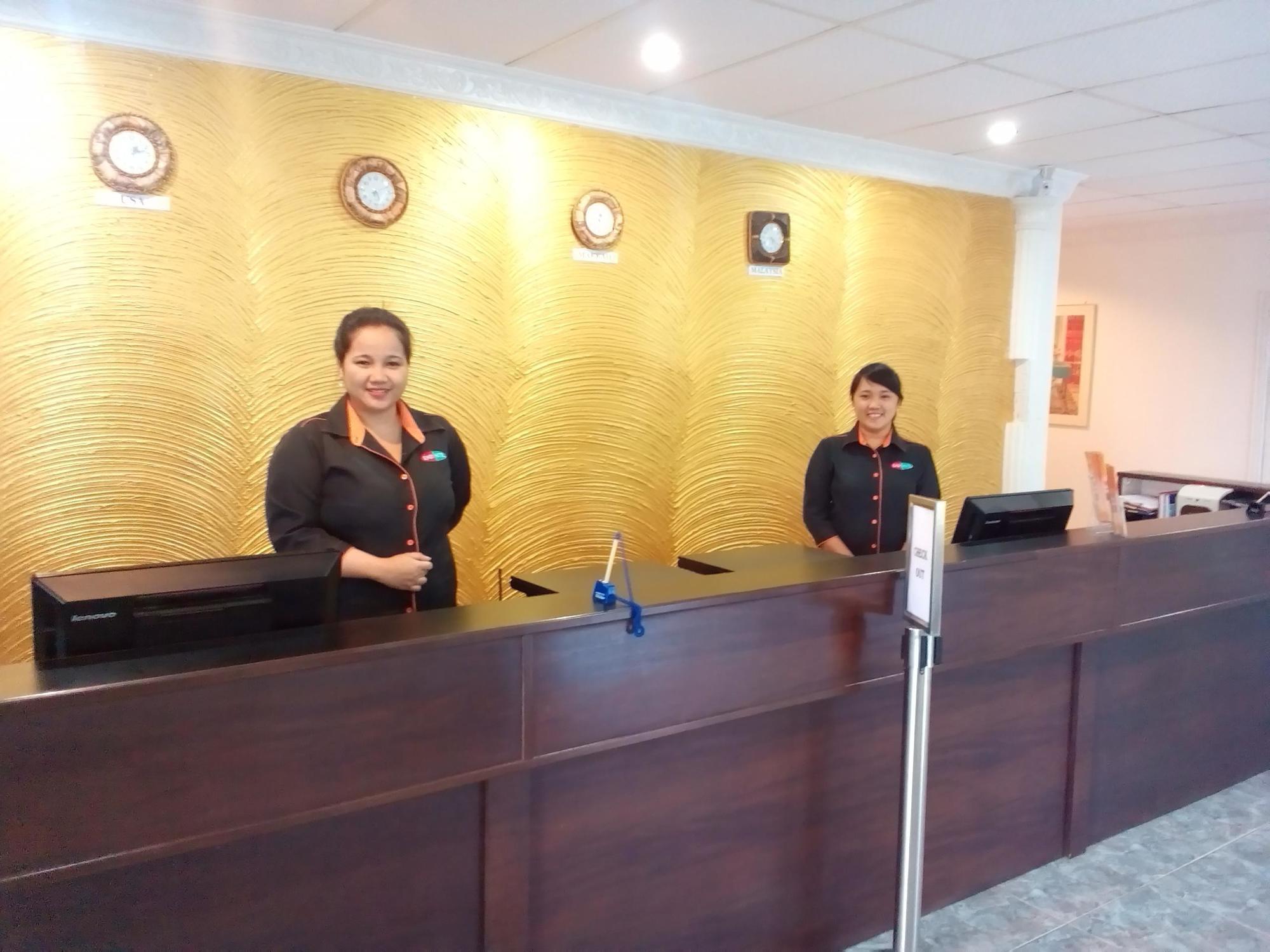 Hotel Easy Crystal Лангкави Экстерьер фото